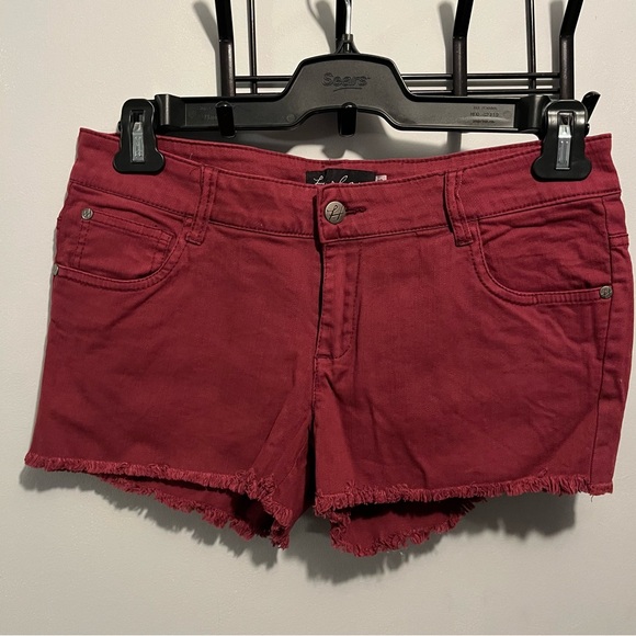 EUC faded black and wine coloured denim short shorts - Picture 3 of 4